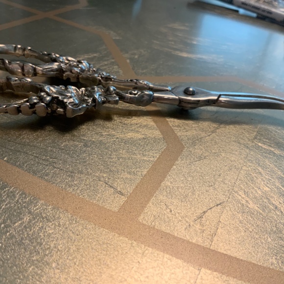 Antique Ladies Parlor/Desk Baroque Solid Sterling Scissors - Picture 9 of 10